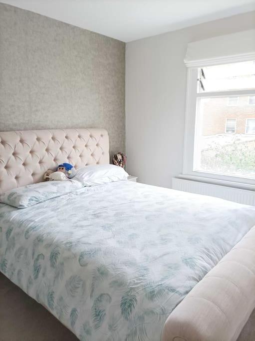 Modern And Cosy 2 Bedroom Flat In Notting Hill Лондон Екстериор снимка